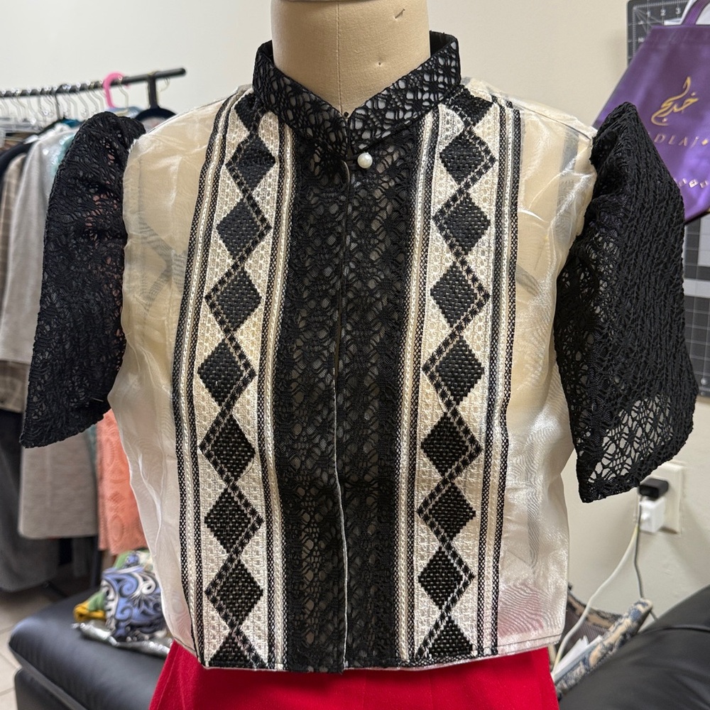Chic Black and White Lace Blouse
